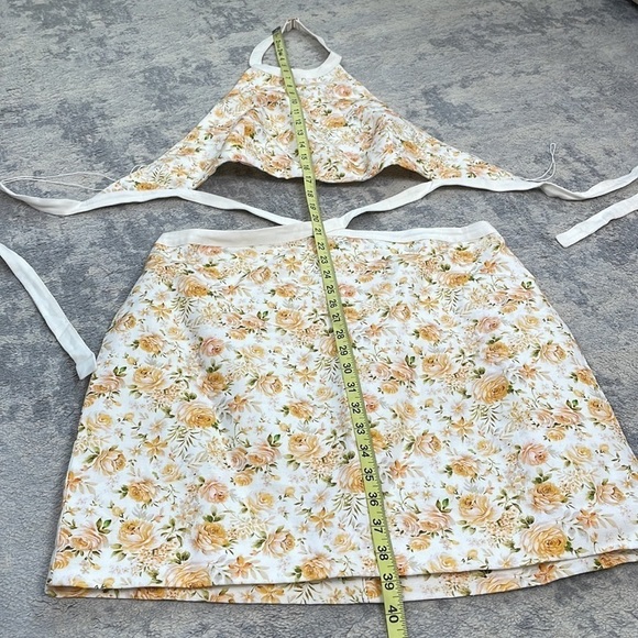 New Significant Other Ari Dress Rosalie Print Yellow Ditsy Floral Waist Cut Out - Picture 11 of 16